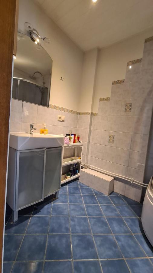 Spacious Condo 5 Min To Jurmala Beach Exteriör bild