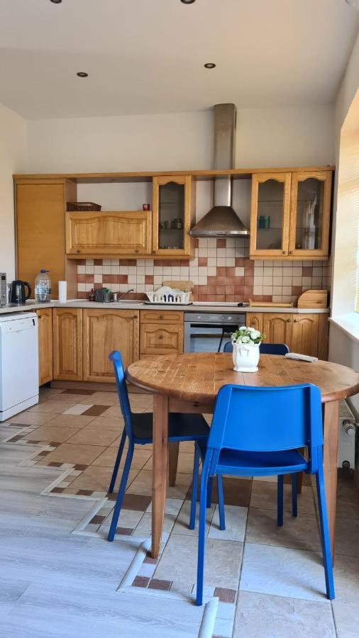Spacious Condo 5 Min To Jurmala Beach Exteriör bild