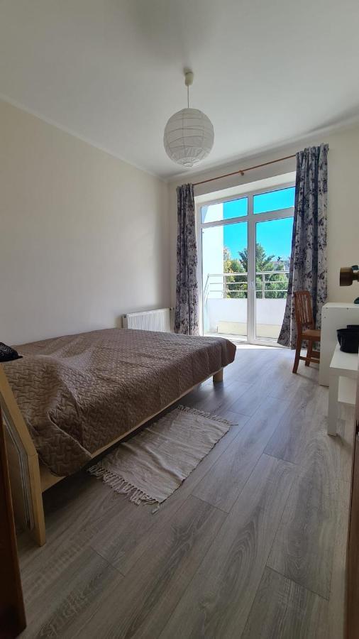 Spacious Condo 5 Min To Jurmala Beach Exteriör bild