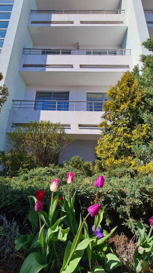 Spacious Condo 5 Min To Jurmala Beach Exteriör bild